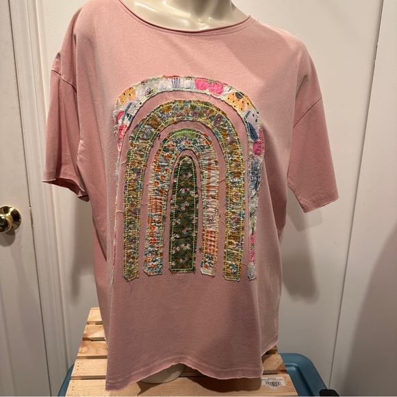 Easel Blush Rainbow Graphic Short Sleeve Tee - Picture 4 of 8